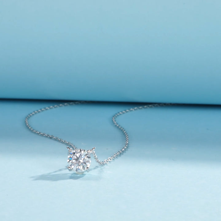 Pure Spark Moissanite