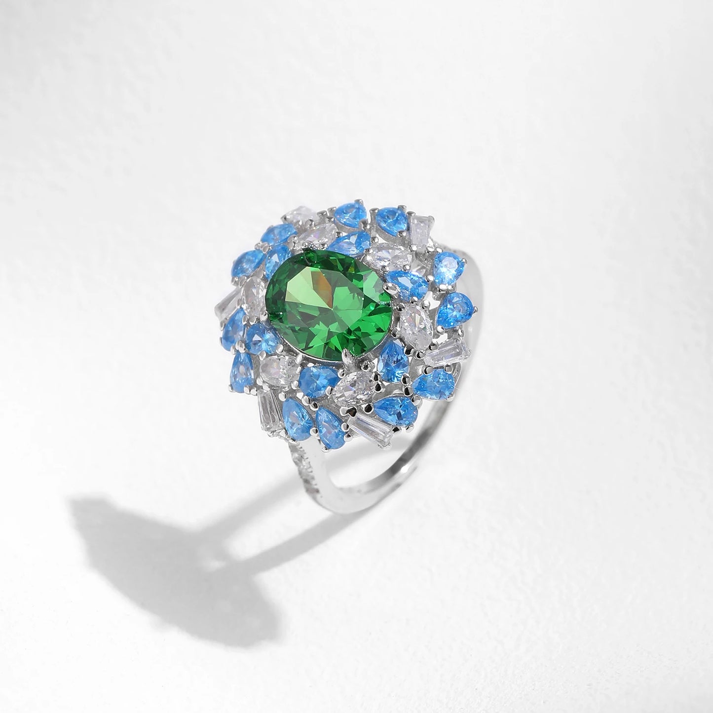 Vintage Flower Zircon Cocktail Ring